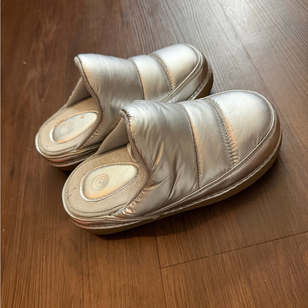 Puffer Urban Outfitters Silver Women's Slip-On Shoes